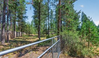 56125 Snow Goose Rd, Bend, OR 97707
