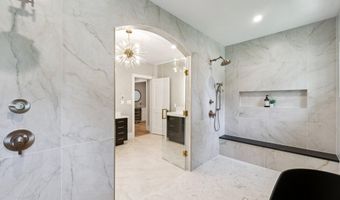 7805 CAYUGA Ave, Bethesda, MD 20817