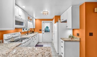 3596 Glenwood Dr, Austinburg, OH 44010