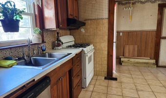 14 Getchell St, Bath, ME 04530