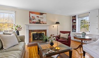 349 Arlington St, Acton, MA 01720