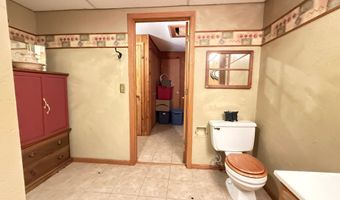 244 W Christenson Ave, Appleton, MN 56208