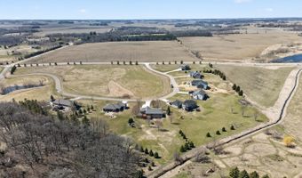 1442 30th St NW, Austin, MN 55912