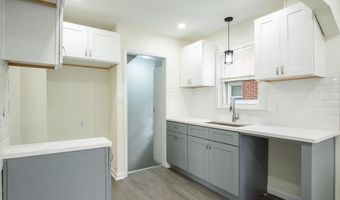 9250 Rosedale Blvd, Allen Park, MI 48101