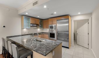 801 KEY Hwy T-65, Baltimore, MD 21230