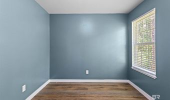 10 Middleton Ln, Atmore, AL 36502