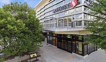2712 KENWOOD Ave, Alexandria, VA 22302
