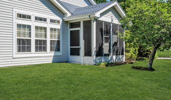 12 Wharfside Way, Bayville, NJ 08721