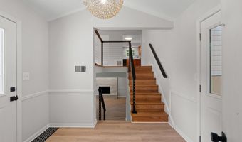 100 OAK Dr, Annapolis, MD 21403