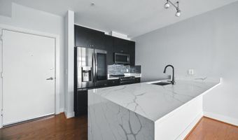 915 N PATRICK St 507, Alexandria, VA 22314
