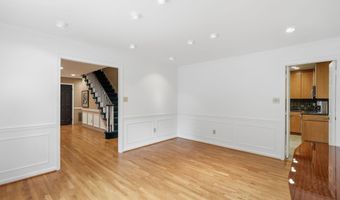 7556 PEPPERELL Dr, Bethesda, MD 20817