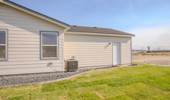 313 CLARENCE St, Boardman, OR 97818