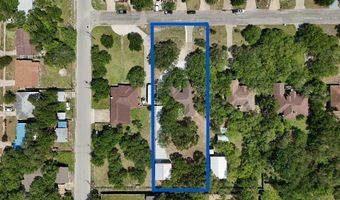 1402 S Saunders St, Aransas Pass, TX 78336
