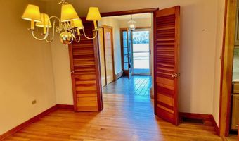 97 Middle River Rd, Danbury, CT 06811