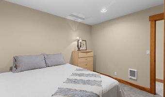 303 S MARINE St, Rockaway Beach, OR 97136