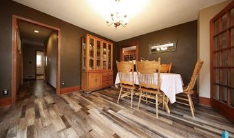 631 E 2nd St, Bridgewater, SD 57319