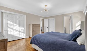 100 KNICKERBOCKER Dr, Belle Mead, NJ 08502