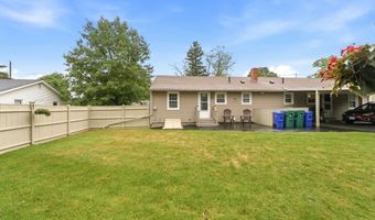 588 Newport Ave, Attleboro, MA 02703