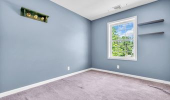 563 Vanderbilt Ave, Bayville, NJ 08721