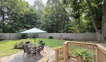 11 Hall Passway, Danbury, CT 06811