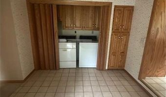 700 Oakland Pl NE, Austin, MN 55912