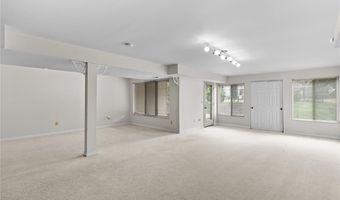 1700 Highview Circle Ct, Ballwin, MO 63021
