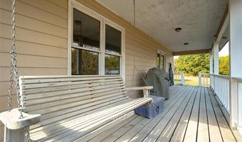 1140 N 100th Rd, Baldwin City, KS 66006