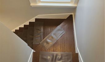 1656 Bennett St, Utica, NY 13502