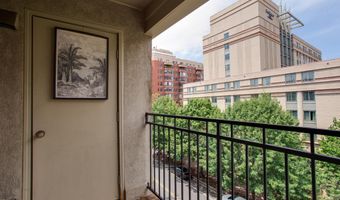2310 14TH St N 402, Arlington, VA 22201