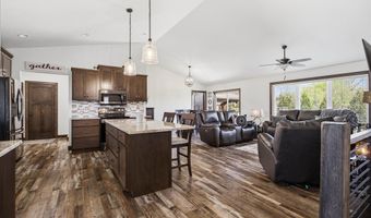 2660 W FALLEN OAK Dr, Appleton, WI 54913
