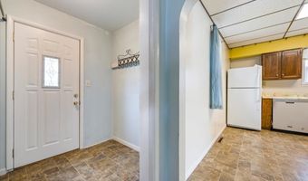 1112 Elkhorn St, Belle Fourche, SD 57717