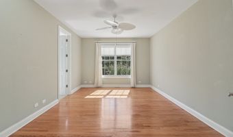 40418 N South Newport Dr, Antioch, IL 60002