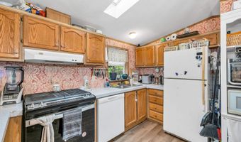 49 Leavitt Rd, Belmont, NH 03220