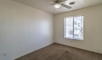 208 SWIRE HEIGHTS Dr, Aztec, NM 87410