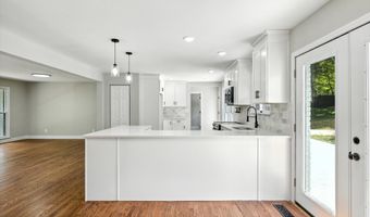 1113 Springfield Dr, Athens, TN 37303