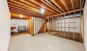 1017 NE 5th St, Ankeny, IA 50021