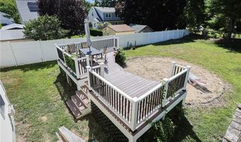 71 Francis Ave, East Providence, RI 02915