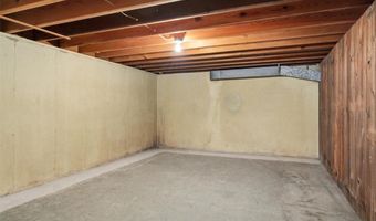 259 White Tree Ln, Ballwin, MO 63011