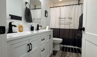 422 17th St, Bedford, IN 47421