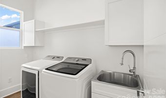 1704 Pegram St, Charlotte, NC 28205