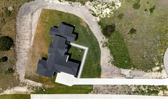 2035 Meadowlark Ct, Aledo, TX 76008