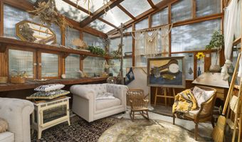 21081 Gardenia Ave, Bend, OR 97702