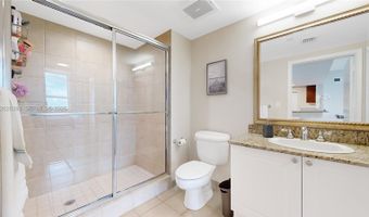 19501 W Country Club Dr PH-10, Aventura, FL 33180