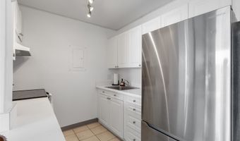 775 Kinalau Pl 1806, Honolulu, HI 96813