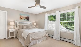 76 Plummer Rd, Bedford, NH 03110