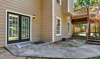354 E Creek Bnd, Athens, GA 30605