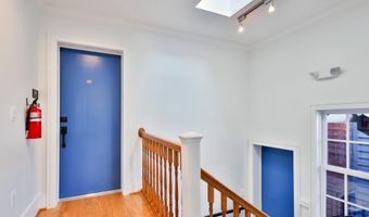 221 S ALFRED St 3A, Alexandria, VA 22314