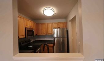 318 54th St 318, West New York, NJ 07093