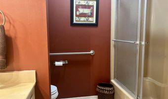 209 Country Club Rd, Bald Knob, AR 72010