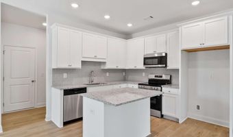 165 Mill Ctr 202, Athens, GA 30606